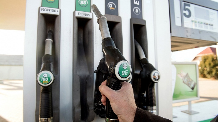 Oil Company Reps Summoned Over High Fuel Prices in Hungary